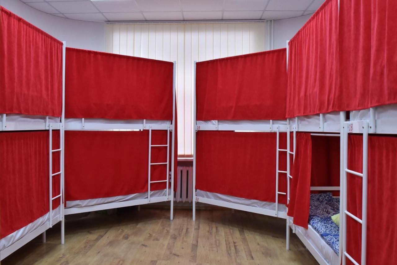 Hostel 777 Darnitsa Kiev Extérieur photo